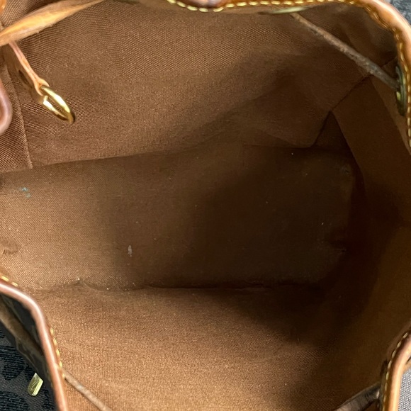 Vintage Louis Vuitton Montsouris - Picture 10 of 10